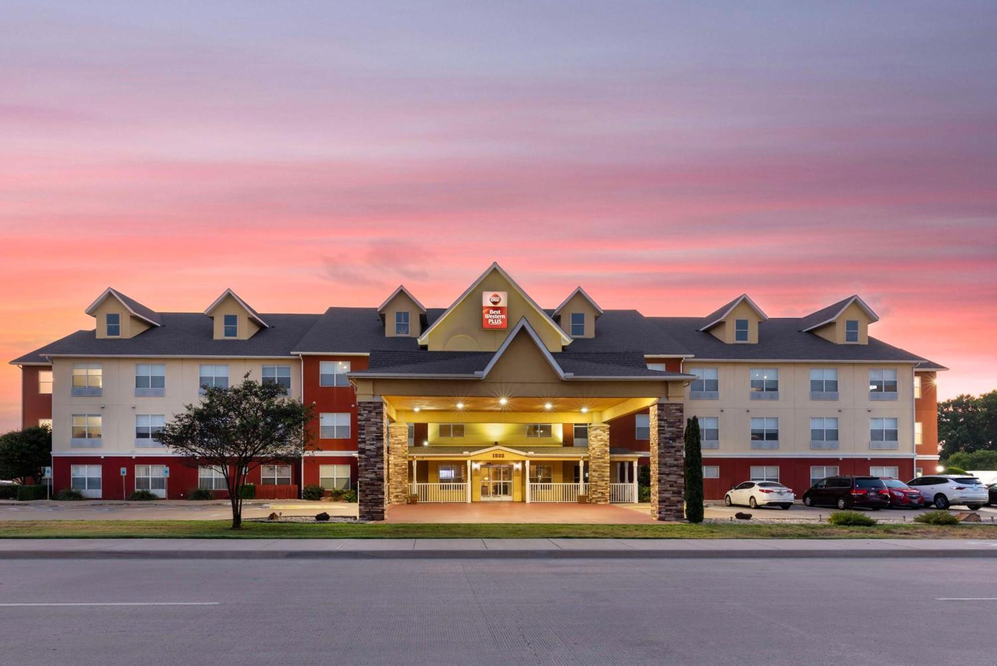 Best Western Plus Waco North Exterior foto